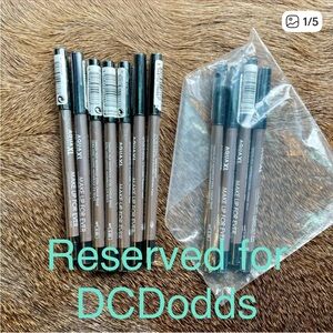 Reserved for dcdodds MUFE eyeliner